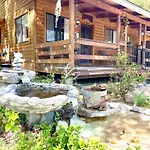 Sierra Mountain Lodge - Vacation Rentals - Yosemite